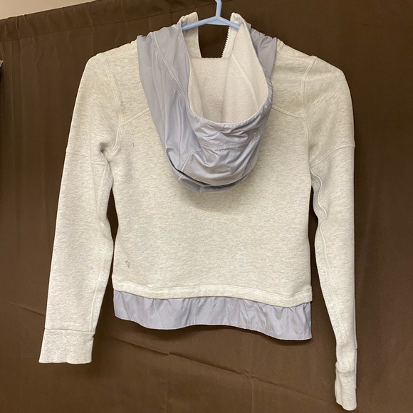 Ivviva Grey Half Zip Pullover and Black High-rise Leggings with pockets - Picture 3 of 7